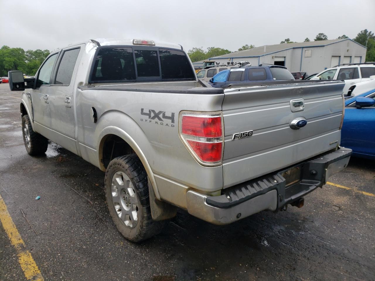 Photo 3 from auction – 2011 FORD F150 SUPER with VIN 1FTFW1EF1BFA80419