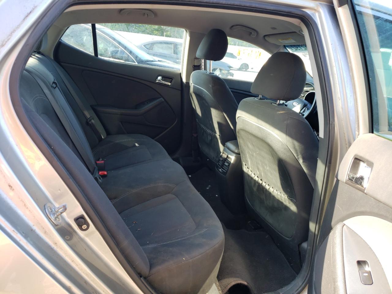 Photo 6 from auction – 2012 KIA OPTIMA HYB with VIN KNAGM4AD8C5012431