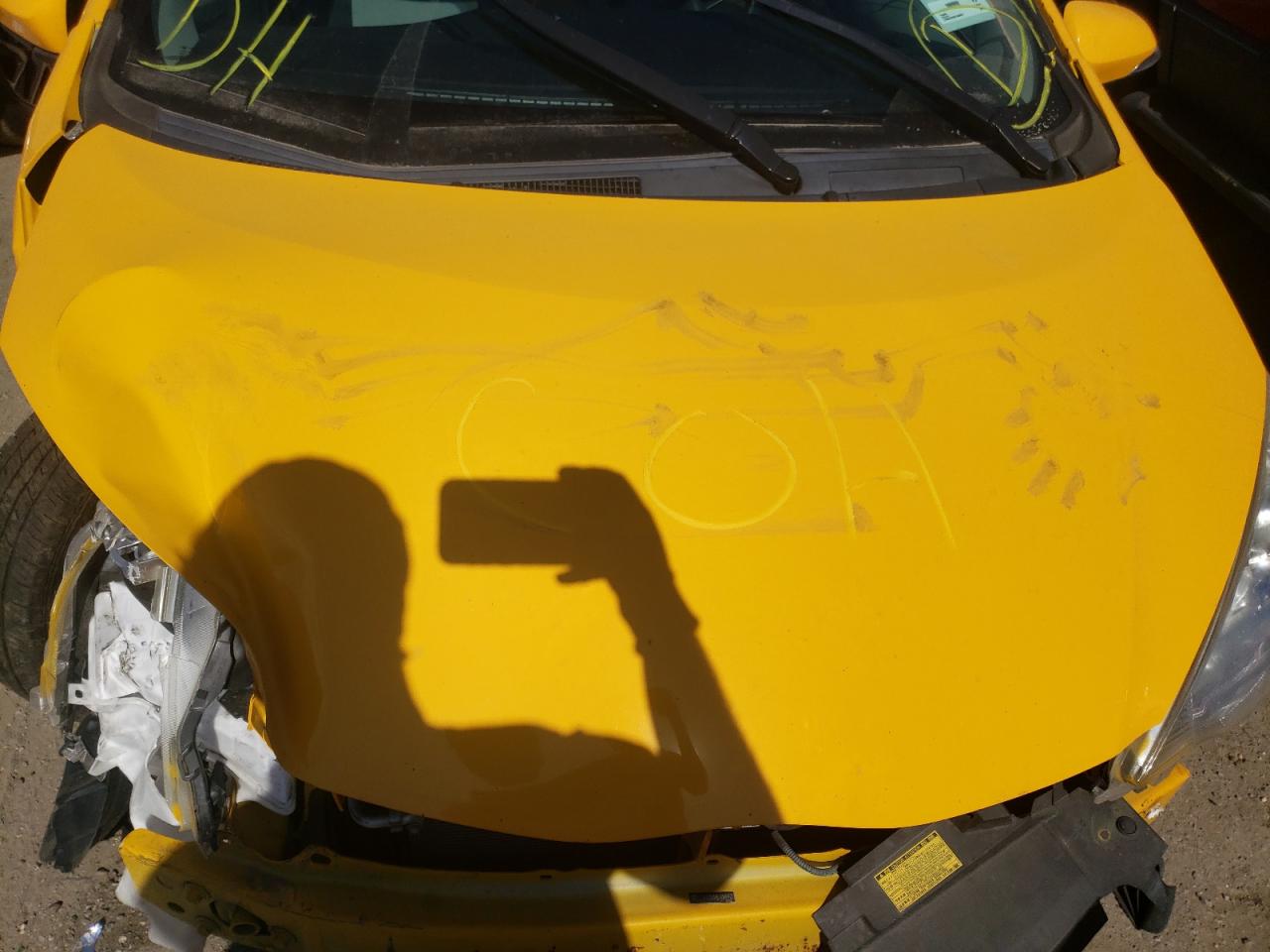 Photo 7 from auction – 2014 TOYOTA PRIUS C with VIN JTDKDTB39E1069972