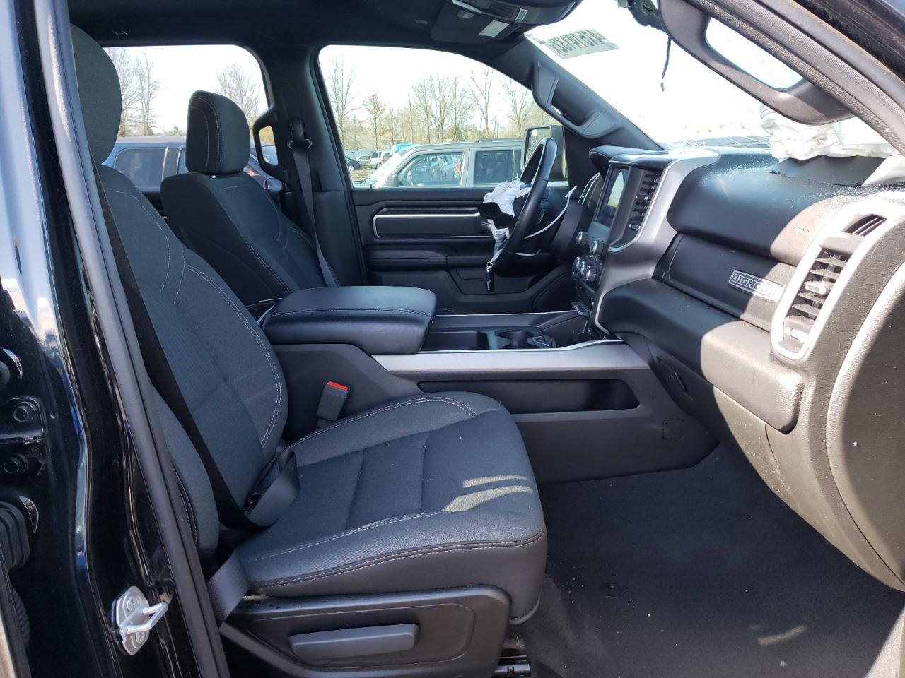 Photo 5 from auction – 2019 RAM 1500 BIG H with VIN 1C6SRFFT6KN693642