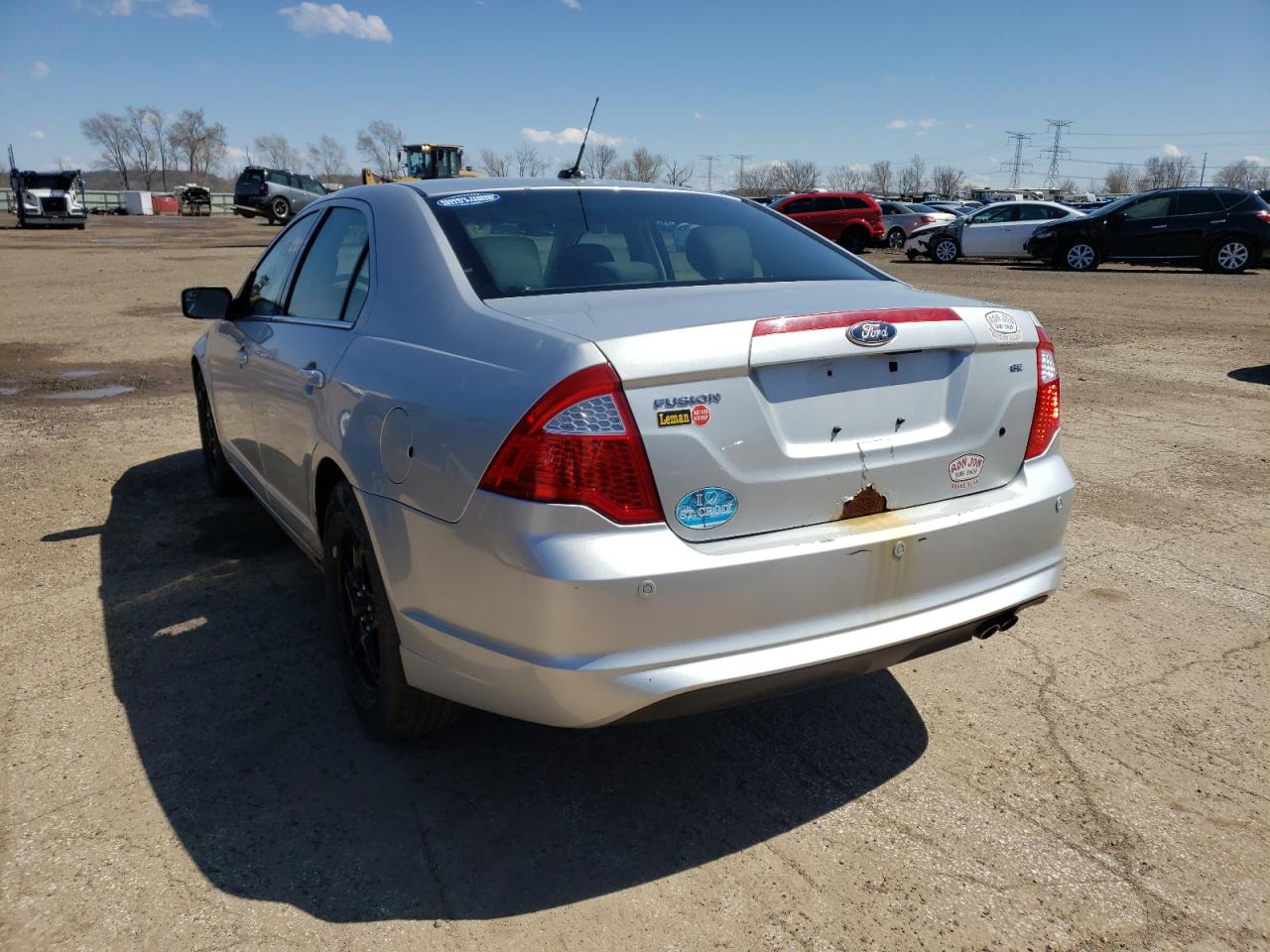Photo 3 from auction – 2011 FORD FUSION SE with VIN 3FAHP0HA5BR123331