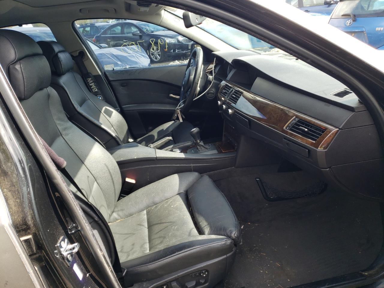 Photo 5 from auction – 2007 BMW 530 I with VIN WBANE73507B996693