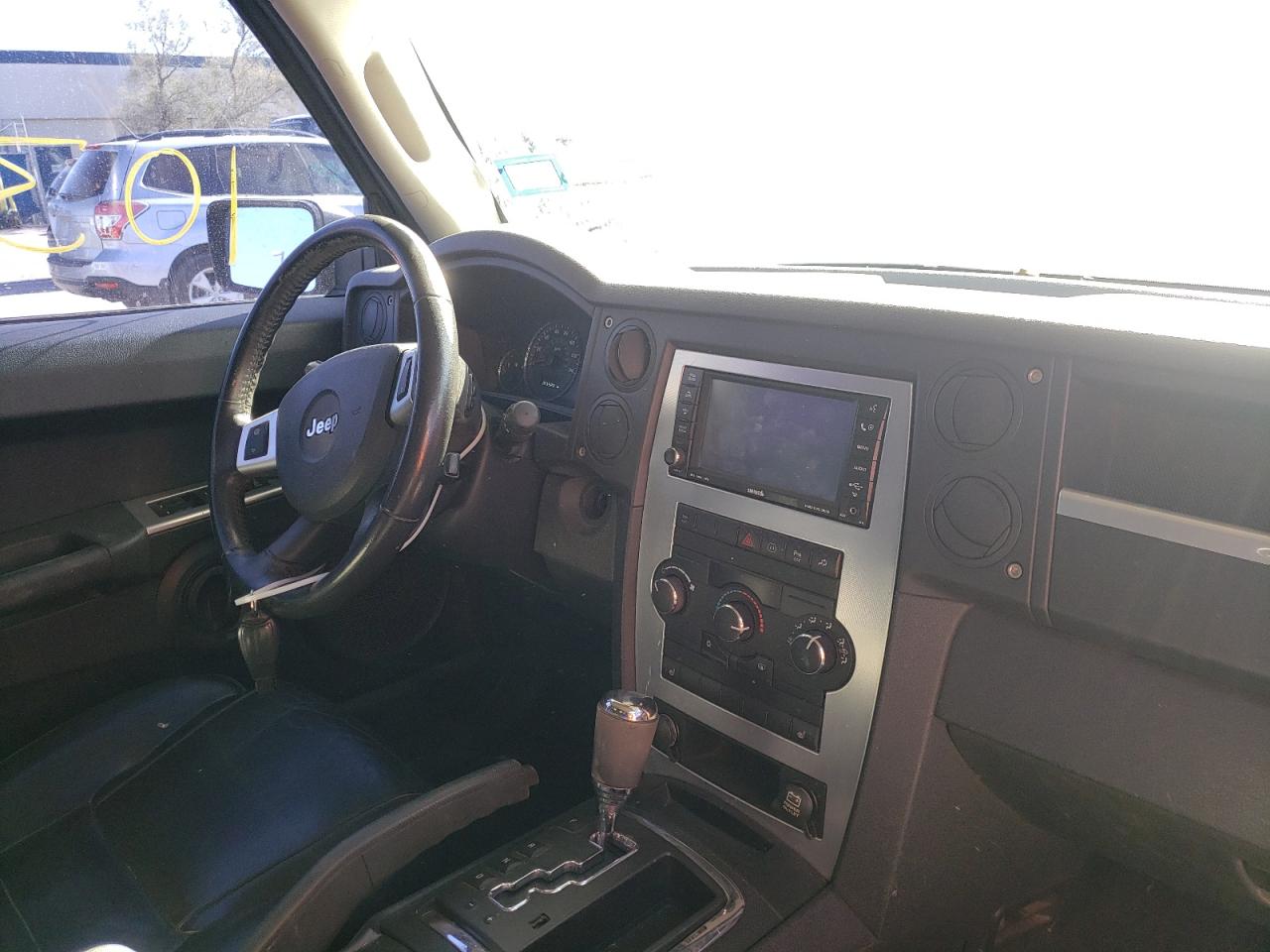 Photo 9 from auction – 2008 JEEP COMMANDER with VIN 1J8HG48K88C111670