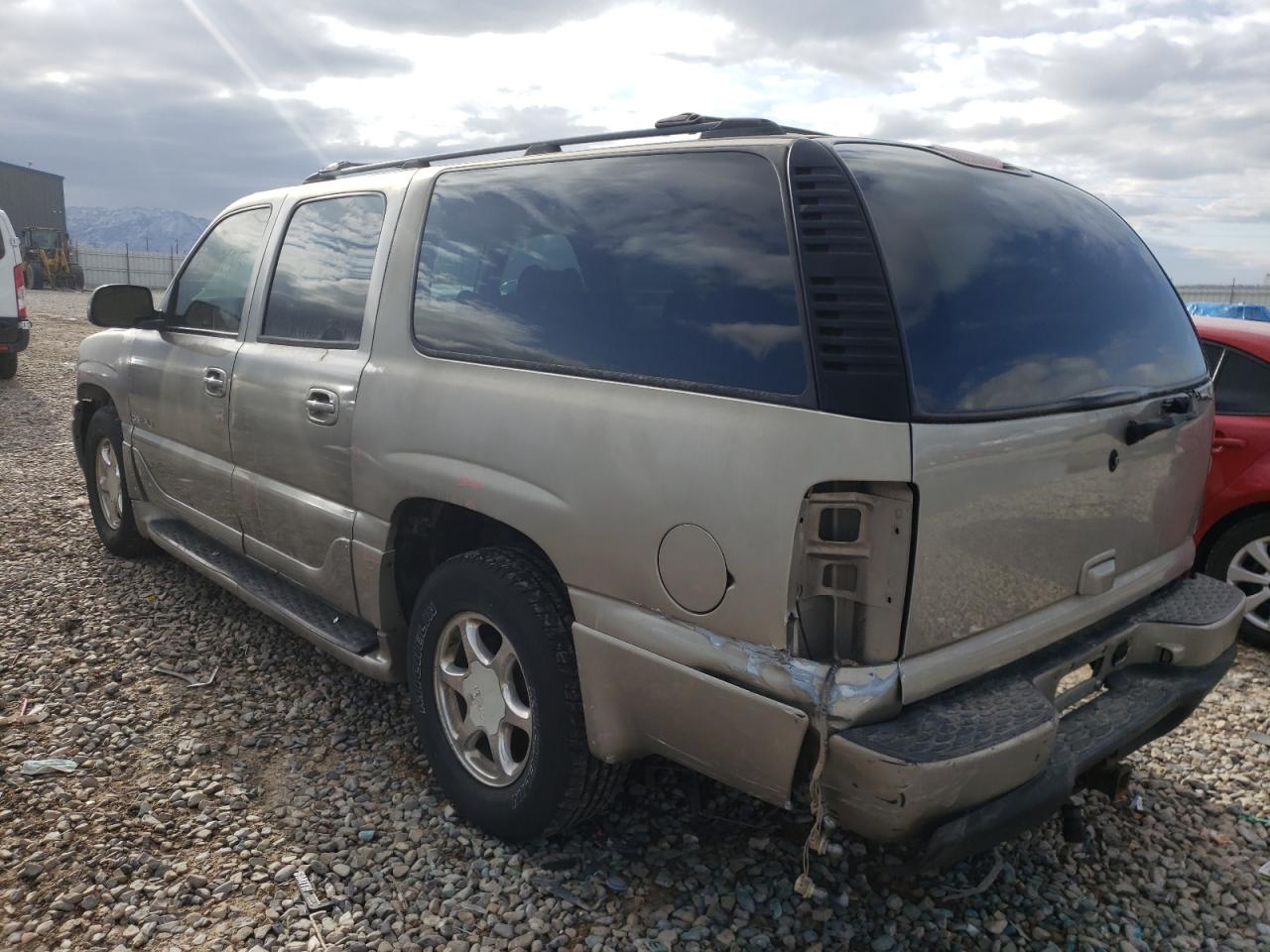 Photo 3 from auction – 2002 GMC DENALI XL with VIN 1GKFK66U52J331000