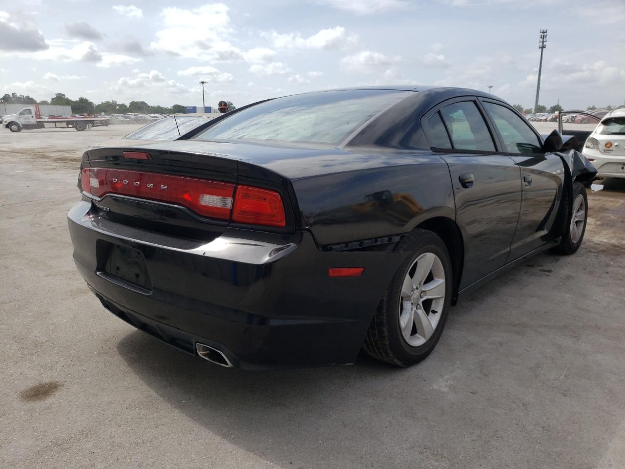 Photo 4 from auction – 2014 DODGE CHARGER SE with VIN 2C3CDXBG9EH113067