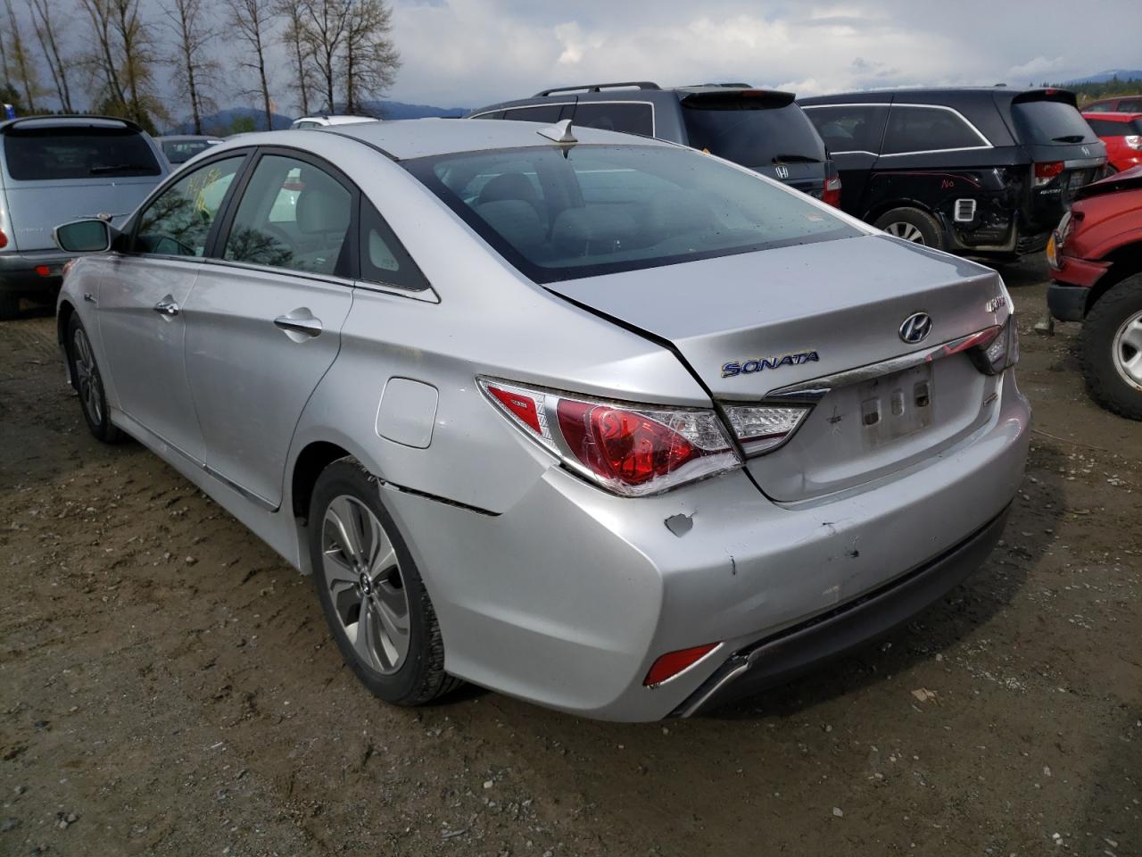 Photo 3 from auction – 2013 HYUNDAI SONATA HYB with VIN KMHEC4A40DA090607