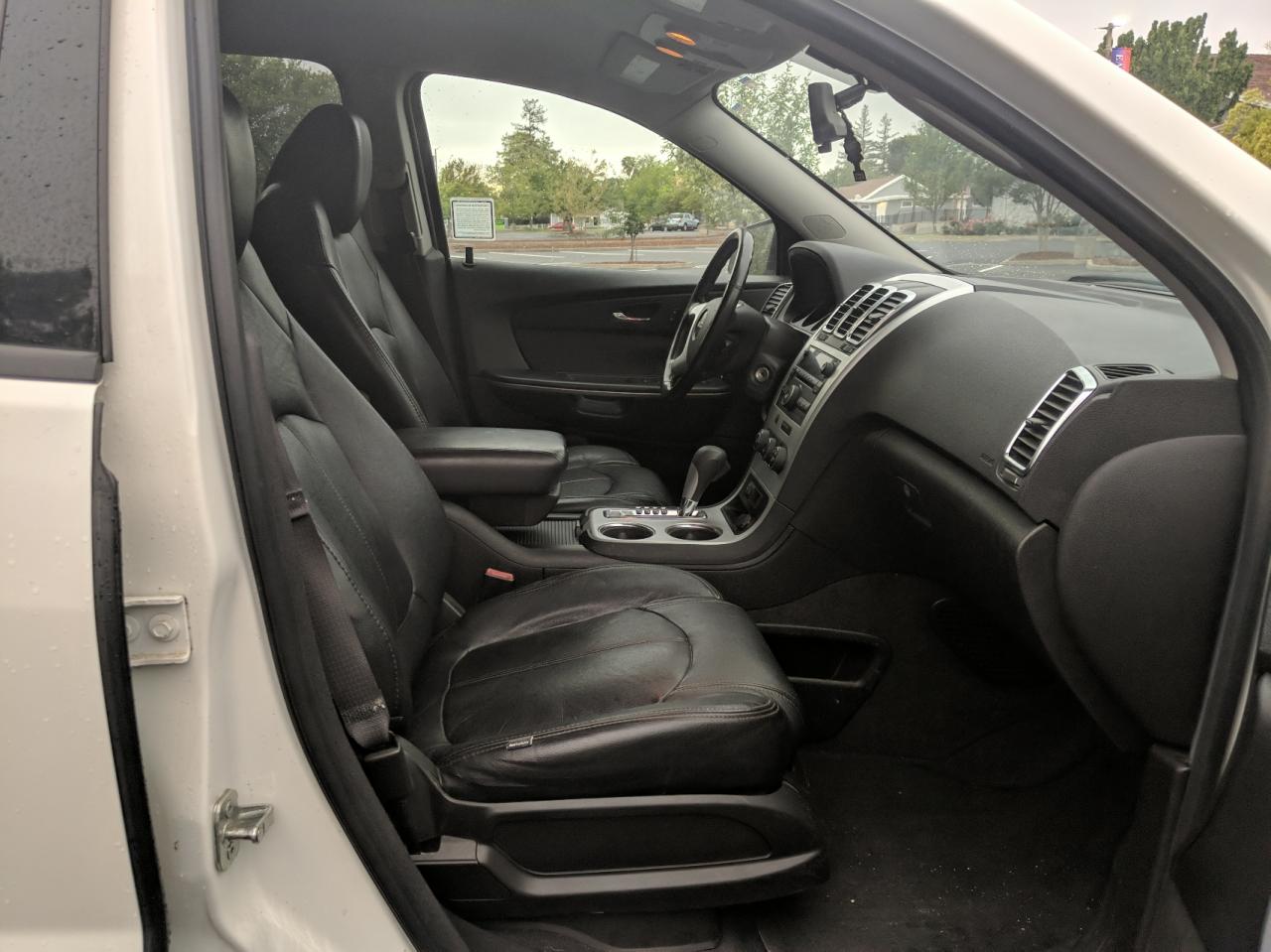 Photo 5 from auction – 2012 GMC ACADIA SLE with VIN 1GKKRNED9CJ172960
