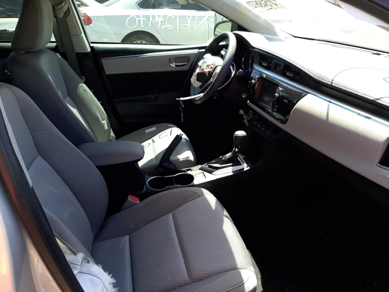 Photo 5 from auction – 2016 TOYOTA COROLLA L with VIN 5YFBURHE7GP559272