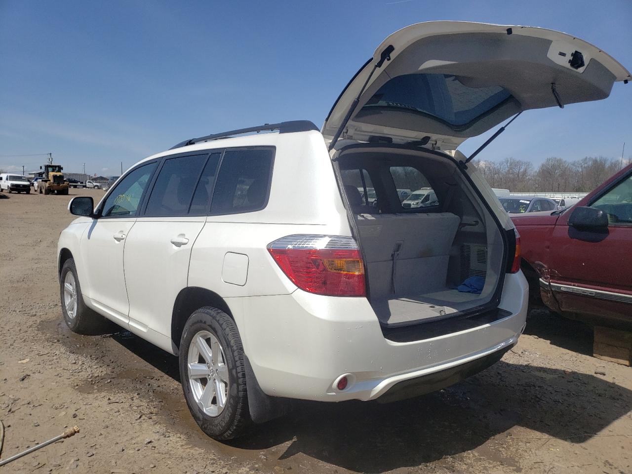Photo 3 from auction – 2010 TOYOTA HIGHLANDER with VIN 5TDJK3EH2AS036818
