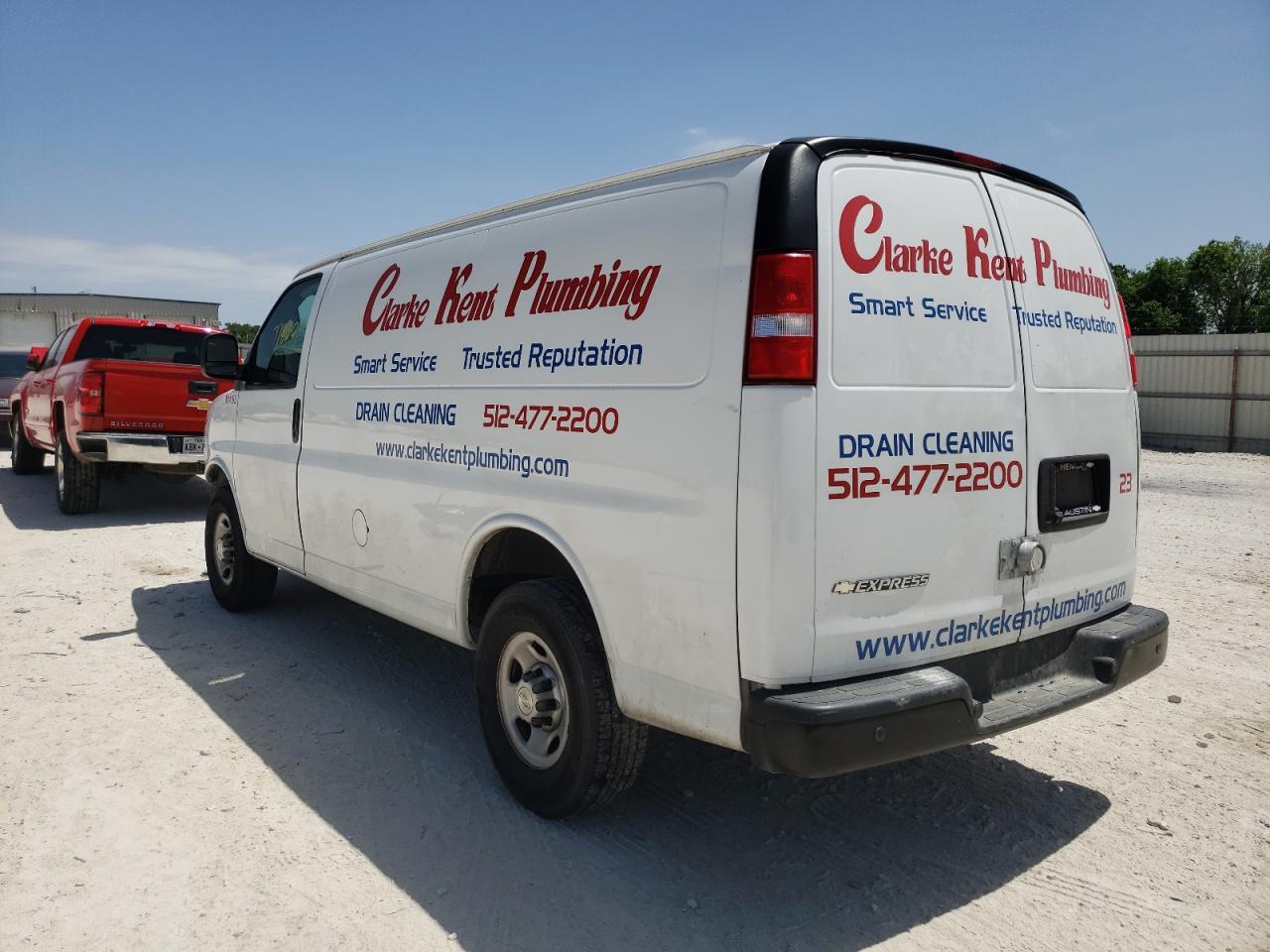 Photo 3 from auction – 2018 CHEVROLET EXPRESS G2 with VIN 1GCWGAFP9J1338685