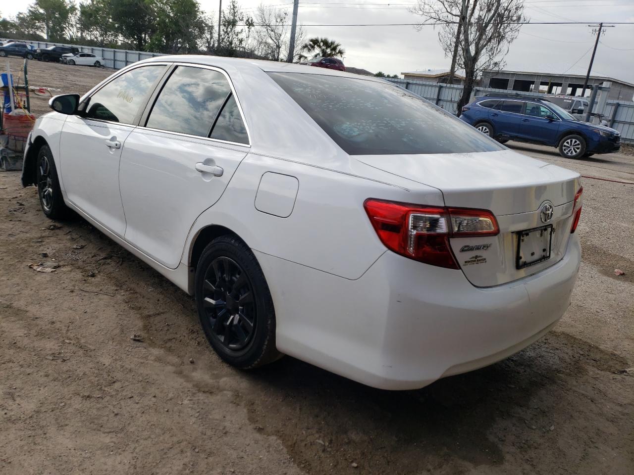 Photo 3 from auction – 2014 TOYOTA CAMRY L with VIN 4T1BF1FK2EU856045