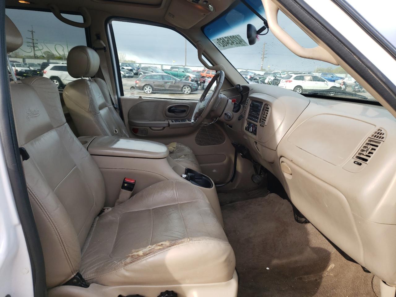 Photo 5 from auction – 2001 FORD F-150 with VIN 1FTRW07LX1KF75458