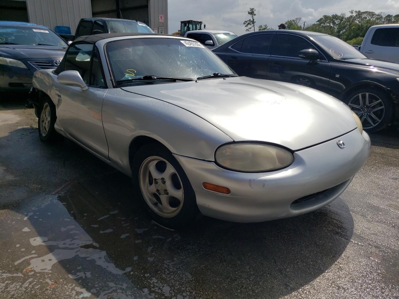 MAZDA MX-5 MIATA 1999 with VIN JM1NB3530X0104972 - Photo from auction
