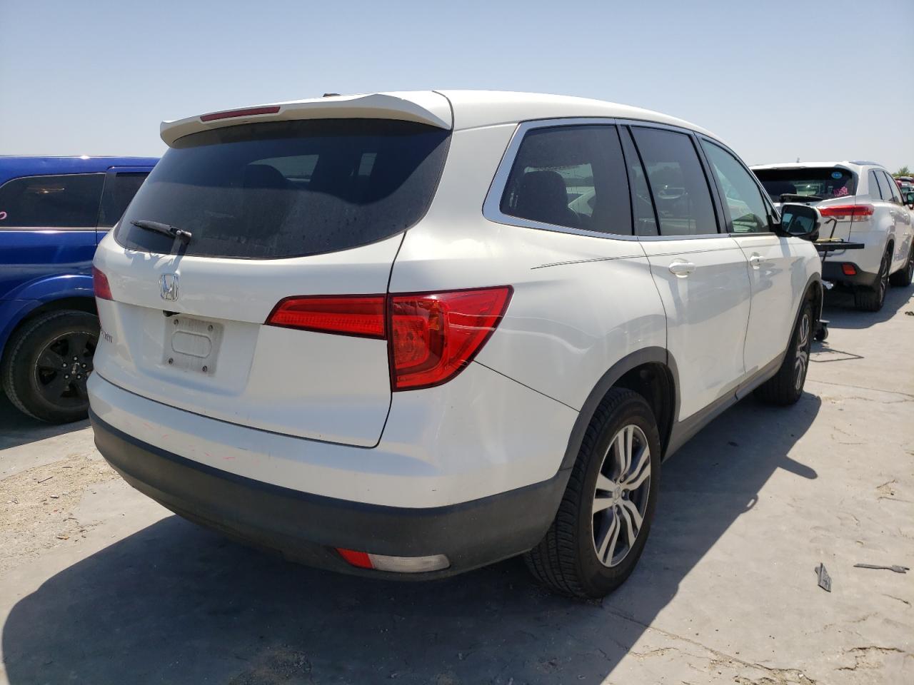Photo 4 from auction – 2017 HONDA PILOT EXL with VIN 5FNYF5H50HB034757