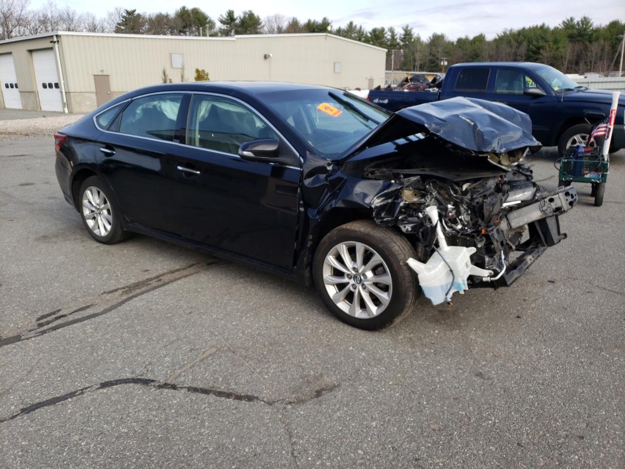 Photo 1 from auction – 2016 TOYOTA AVALON XLE with VIN 4T1BK1EB1GU213640