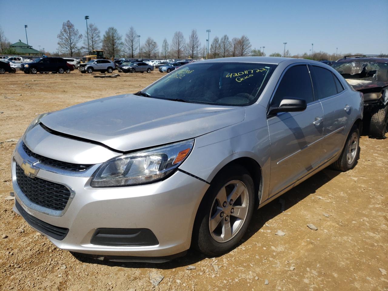 Photo 2 from auction – 2015 CHEVROLET MALIBU LS with VIN 1G11B5SL6FU118244