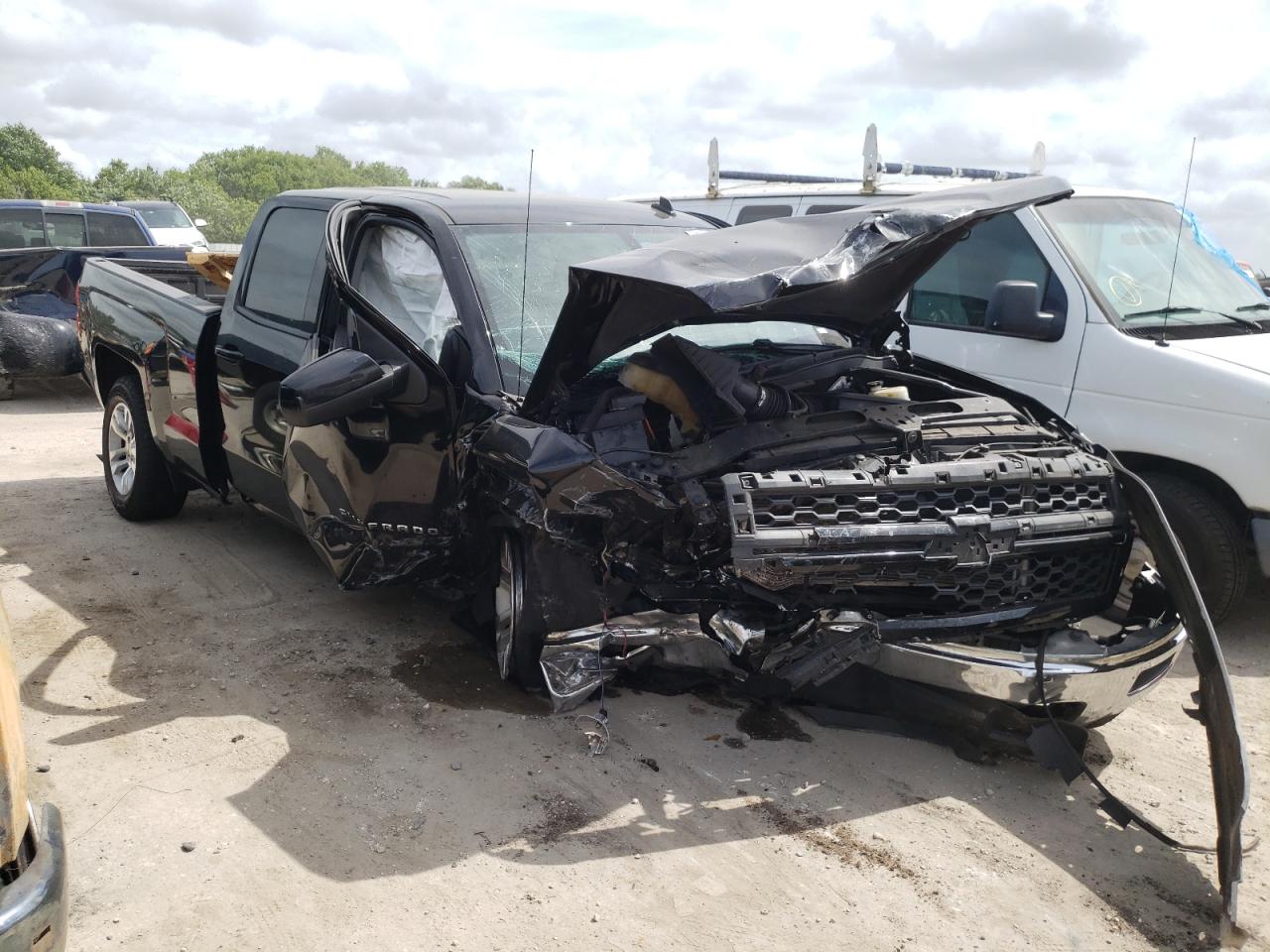CHEVROLET SILVERADO 2014 with VIN 1GCRCREC1EZ416454 - Photo from auction