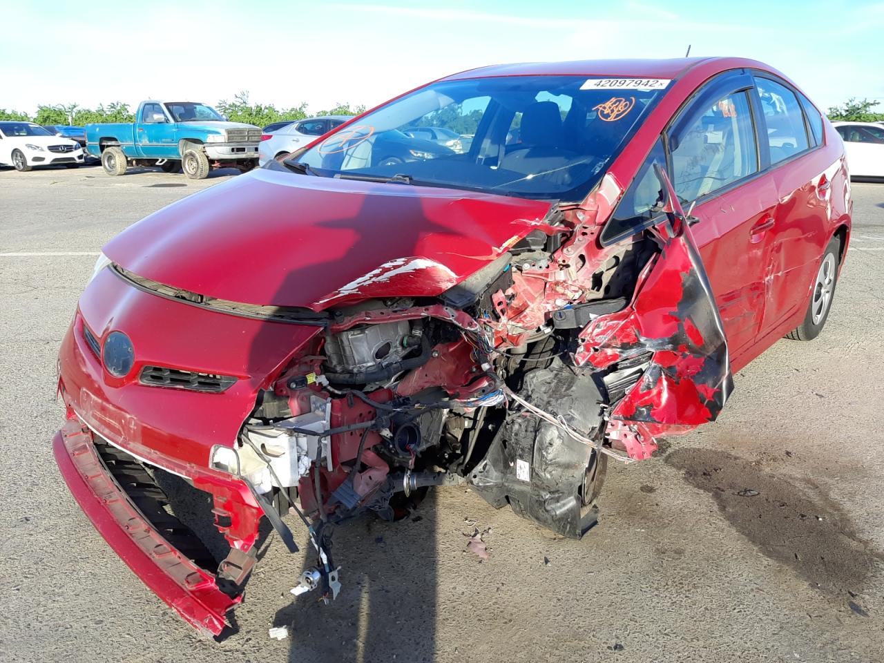 Photo 2 from auction – 2013 TOYOTA PRIUS with VIN JTDKN3DU5D1679742