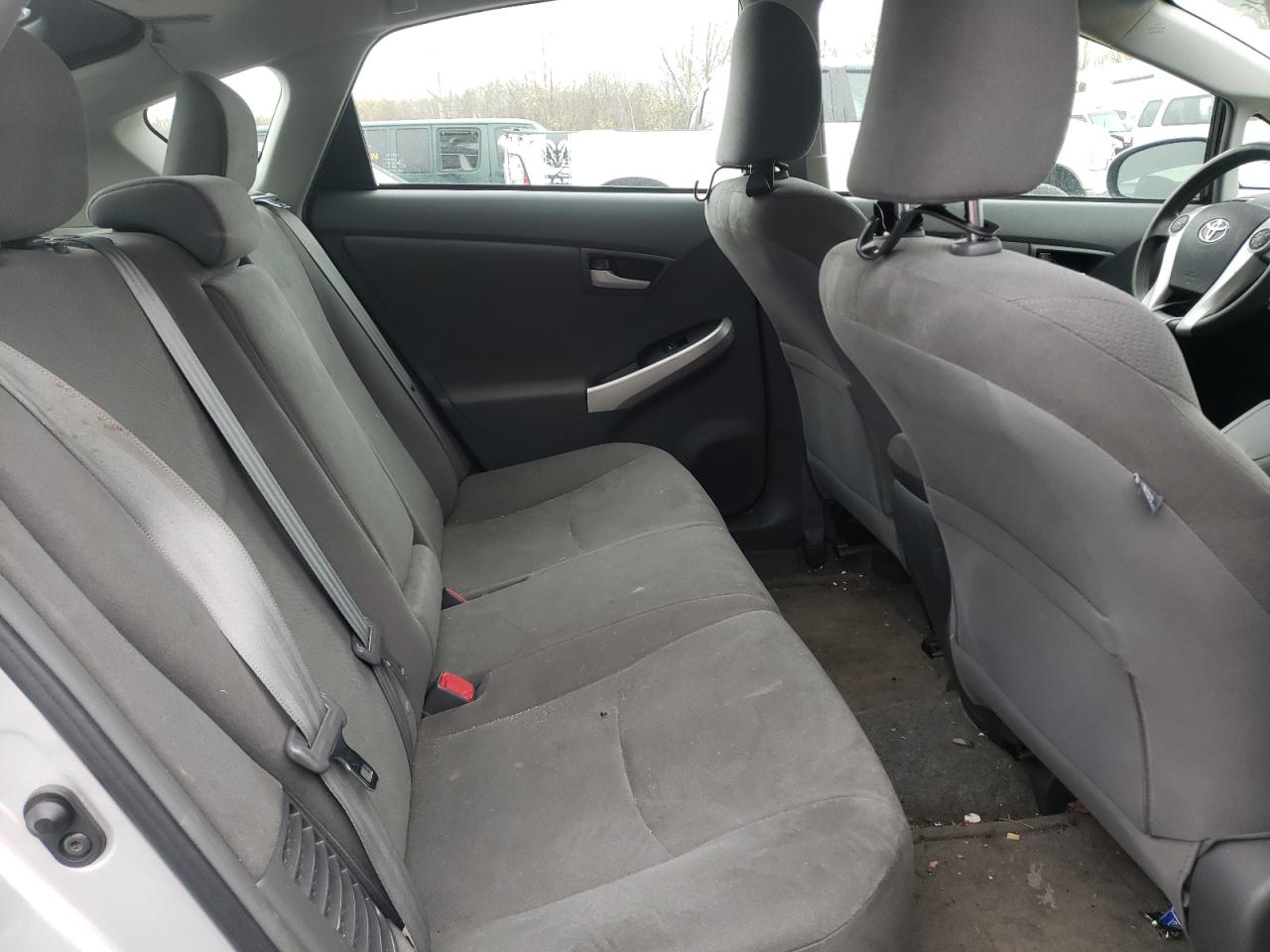 Photo 6 from auction – 2011 TOYOTA PRIUS with VIN JTDKN3DU2B0264218