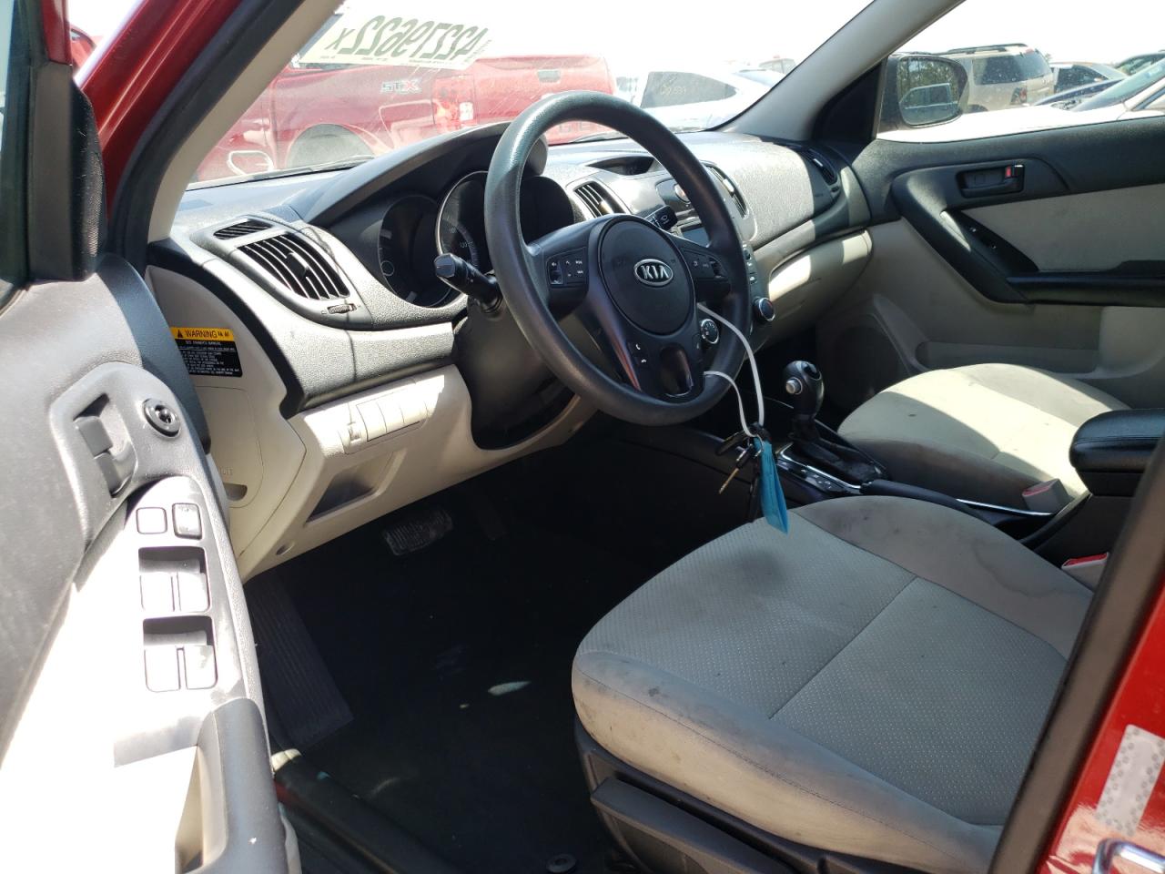 Photo 9 from auction – 2012 KIA FORTE EX with VIN KNAFU4A23C5475670