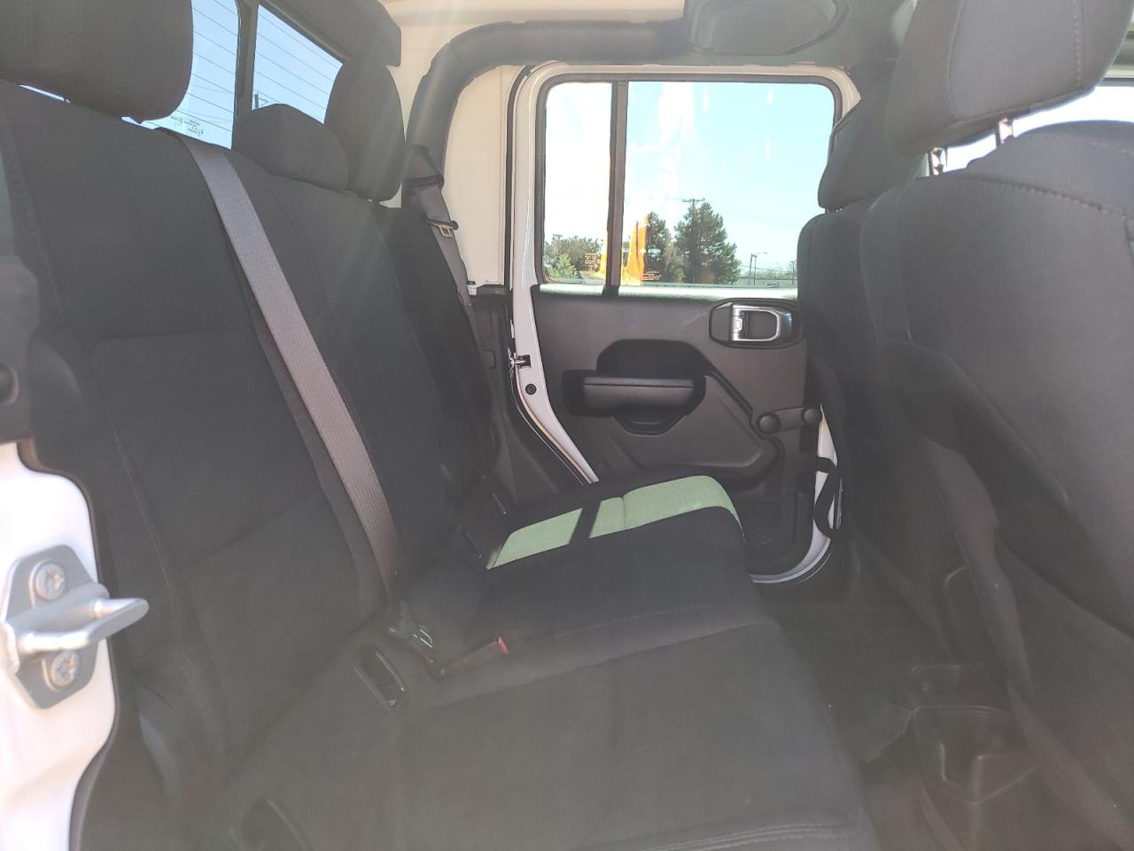 Photo 6 from auction – 2021 JEEP GLADIATOR with VIN 1C6HJTAG5ML510689