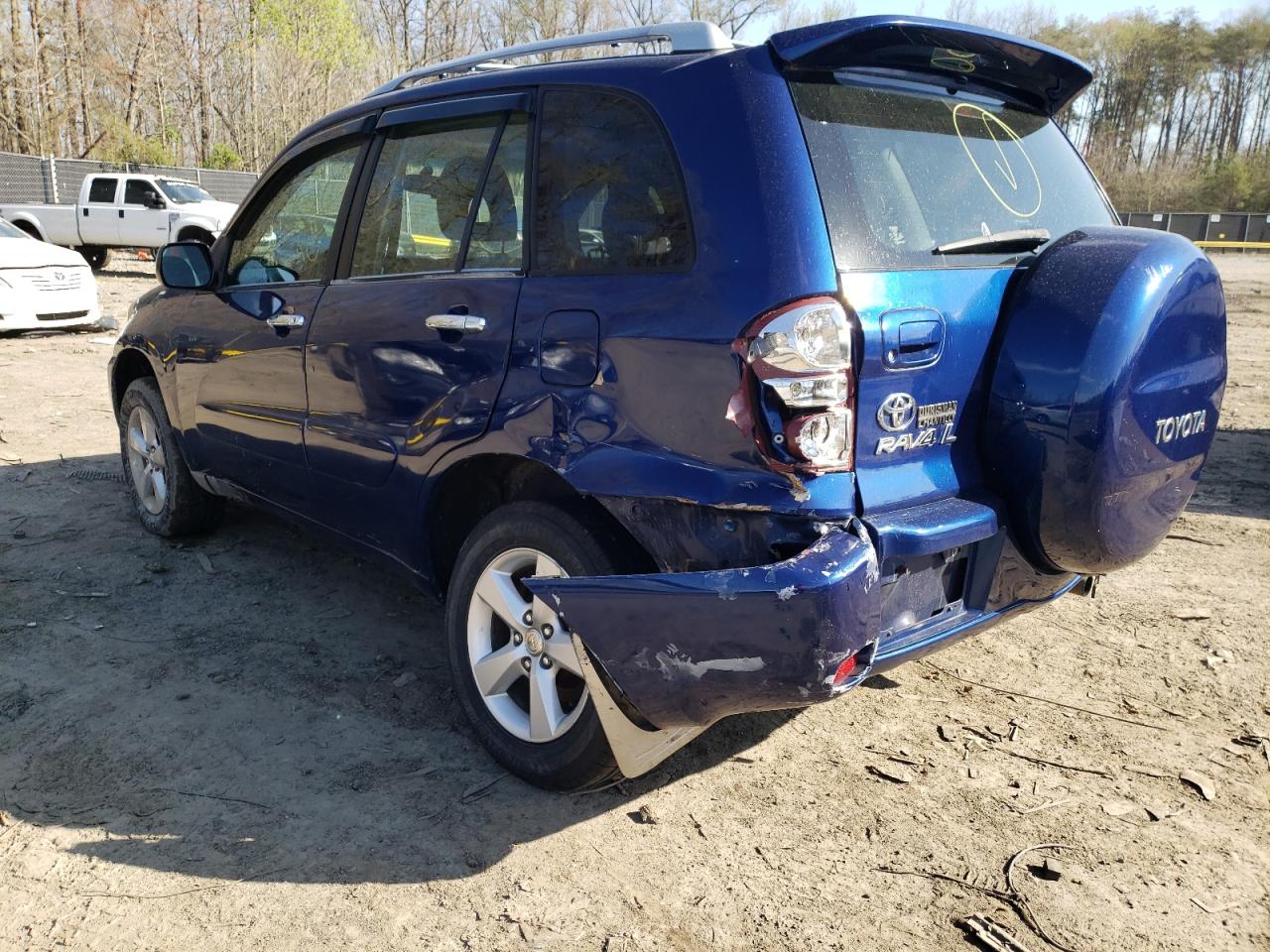 Photo 3 from auction – 2005 TOYOTA RAV4 with VIN JTEHD20V456034456
