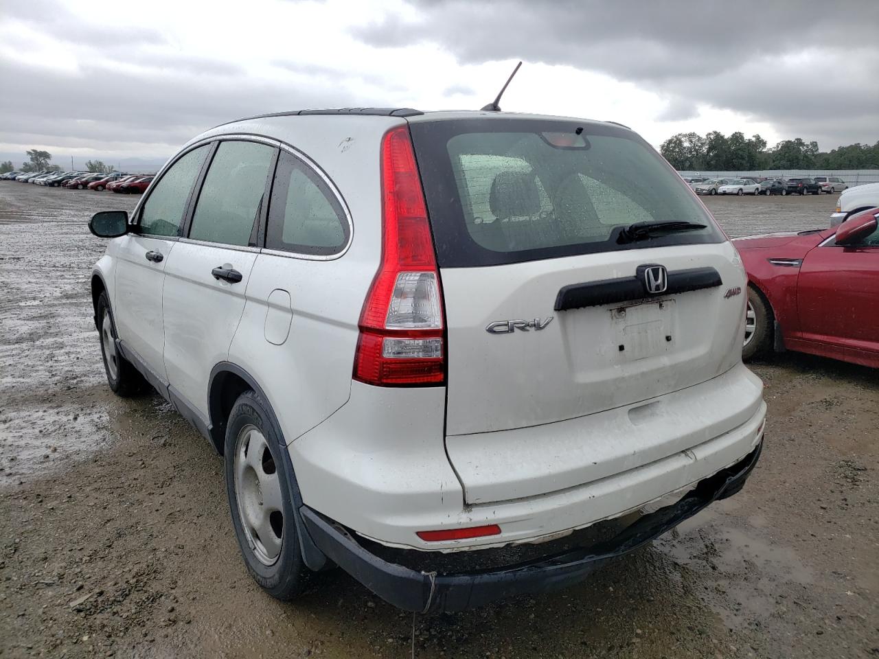Photo 3 from auction – 2011 HONDA CR-V LX with VIN JHLRE4H33BC030032
