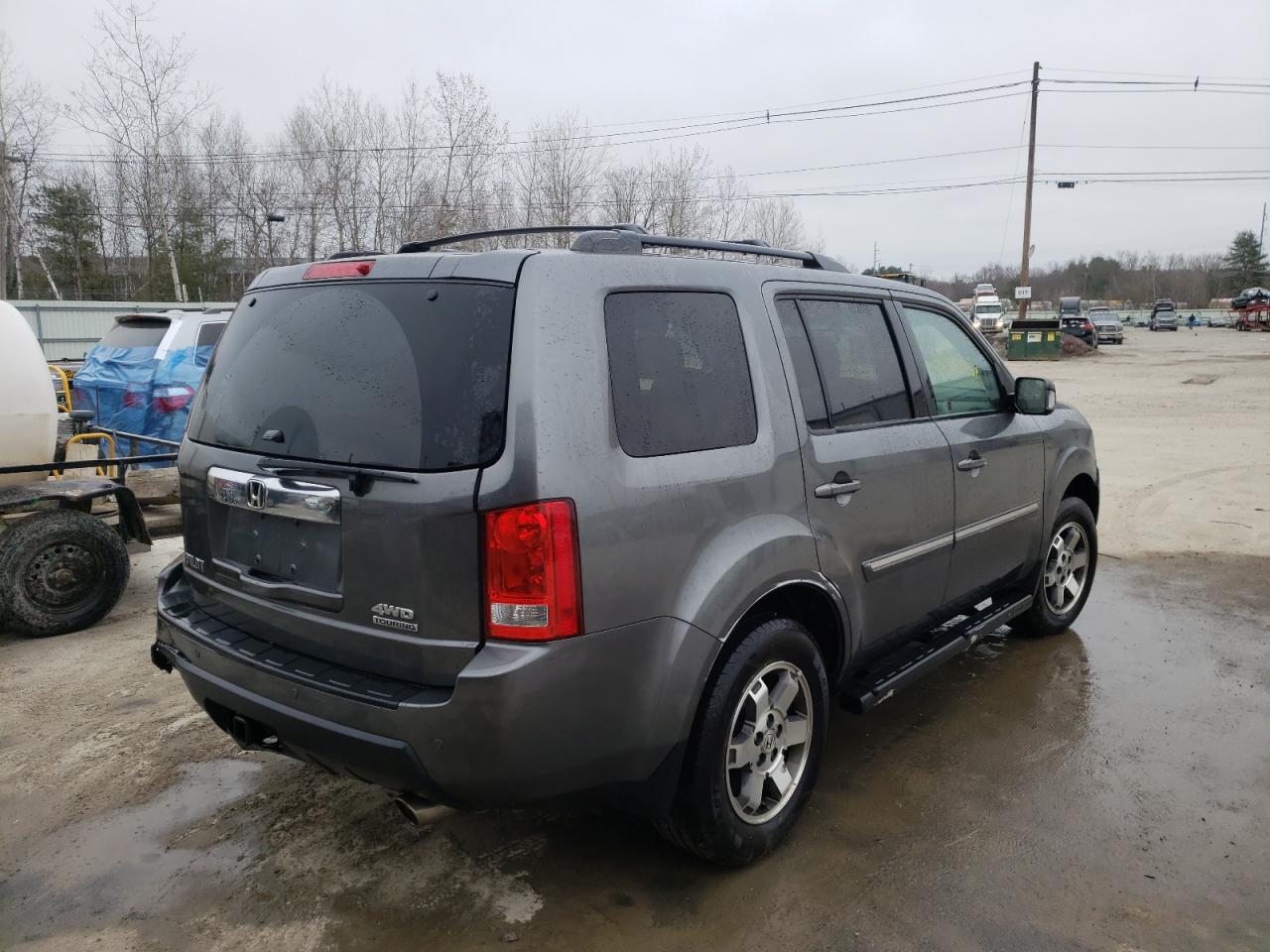 Foto 4 de la subasta – 2011 HONDA PILOT TOUR con VIN 5FNYF4H91BB057162