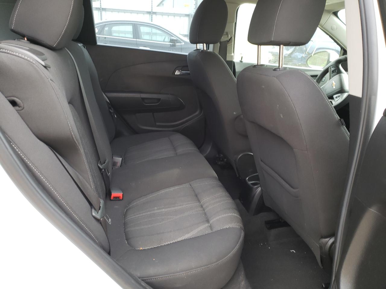 Photo 6 from auction – 2015 CHEVROLET SONIC LT with VIN 1G1JC6SH3F4191165