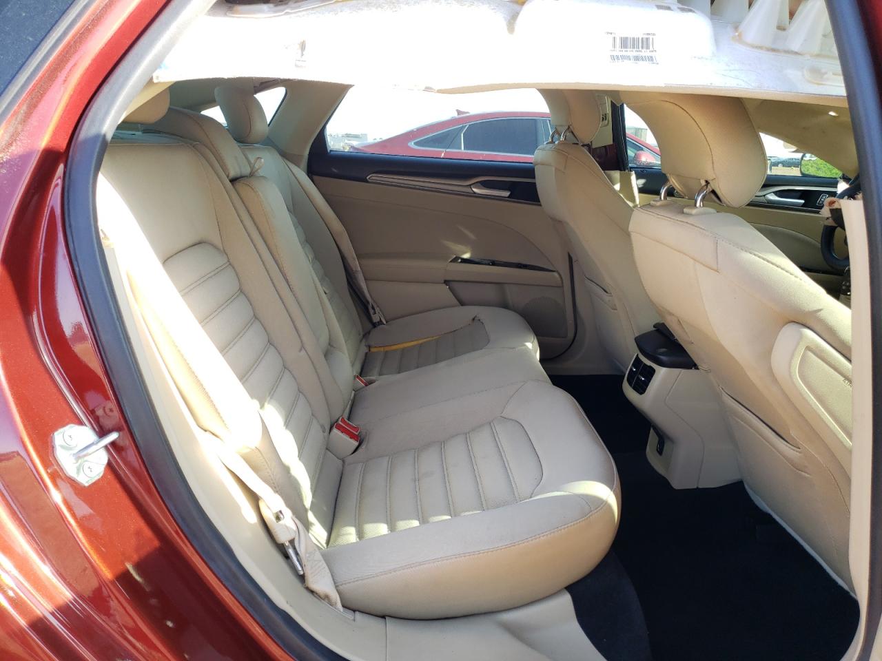 Photo 6 from auction – 2014 FORD FUSION SE with VIN 3FA6P0H76ER247351