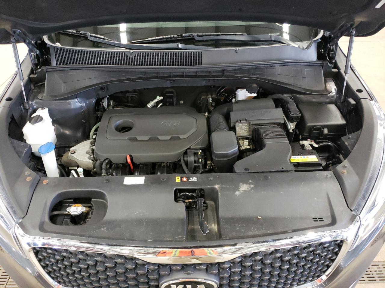 Photo 7 from auction – 2016 KIA SORENTO LX with VIN 5XYPGDA36GG169308