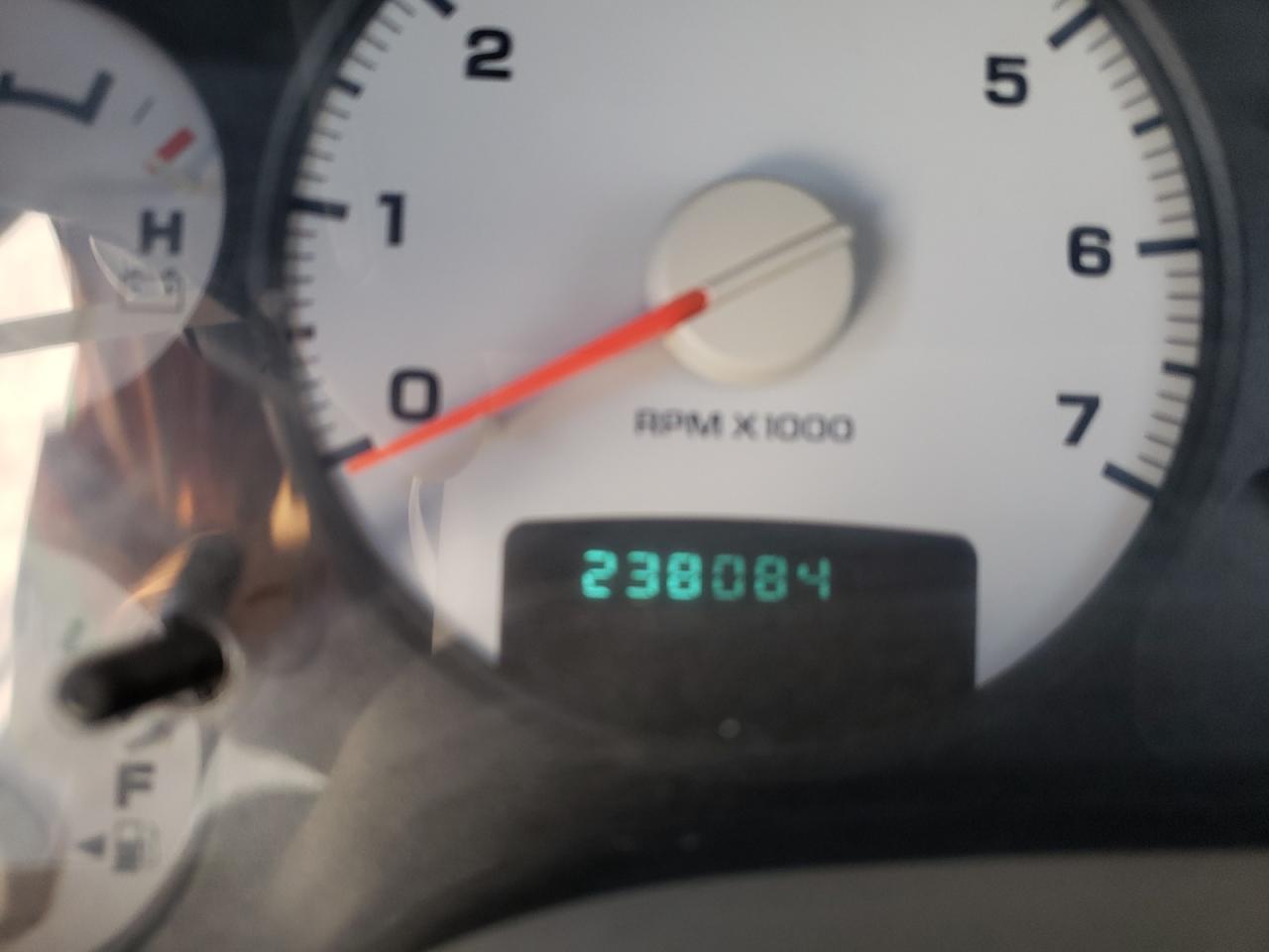 Фото 8 с аукциона – 2002 DODGE RAM 1500 с VIN 1D7HA18Z22J125075