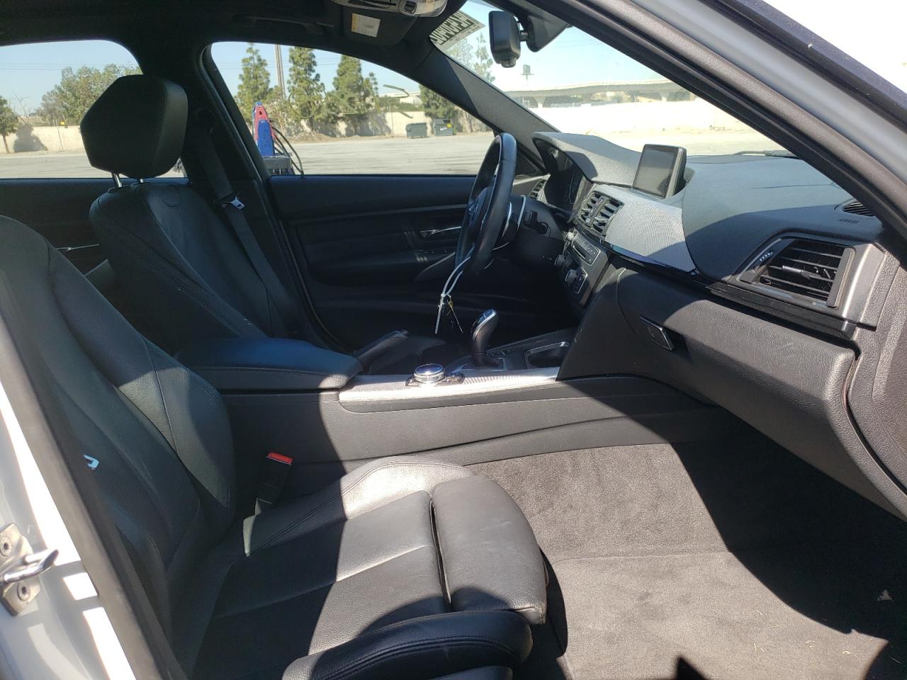 Photo 5 from auction – 2014 BMW 335 I with VIN WBA3A9G59ENR97281