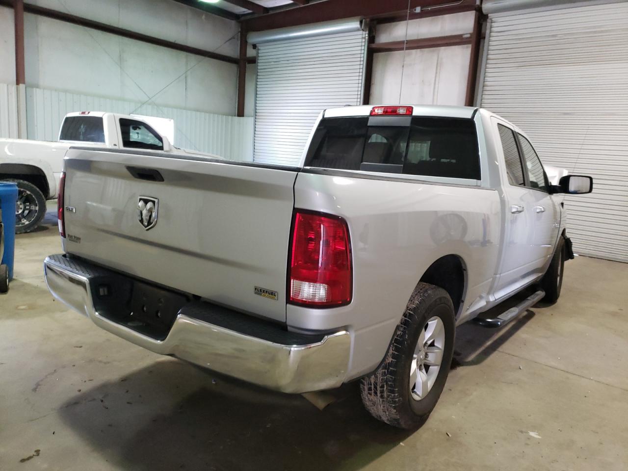 Photo 4 from auction – 2015 RAM 1500 SLT with VIN 1C6RR6GG9FS512170