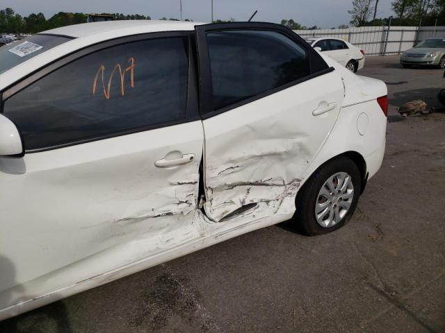 Photo 9 from auction – 2010 KIA FORTE LX with VIN KNAFT4A28A5108859