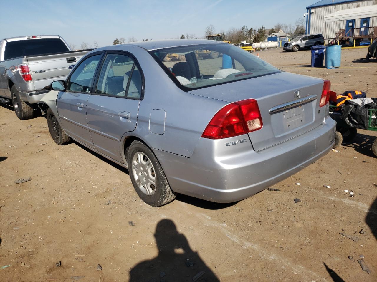 Photo 3 from auction – 2002 HONDA CIVIC LX with VIN 2HGES16682H579692