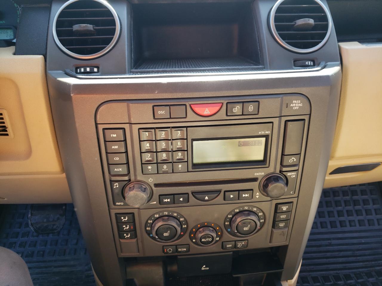 Photo 9 from auction – 2006 LAND ROVER LR3 SE with VIN SALAE25446A404041