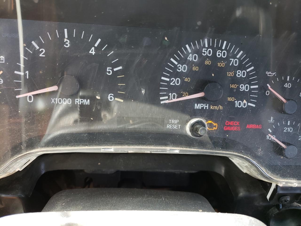Photo 8 from auction – 2000 JEEP CHEROKEE C with VIN 1J4FF58S7YL232286