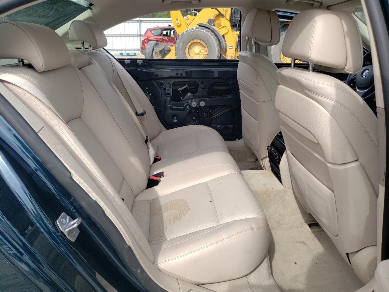 Photo 6 from auction – 2014 BMW 750 I with VIN WBAYA8C52ED825072