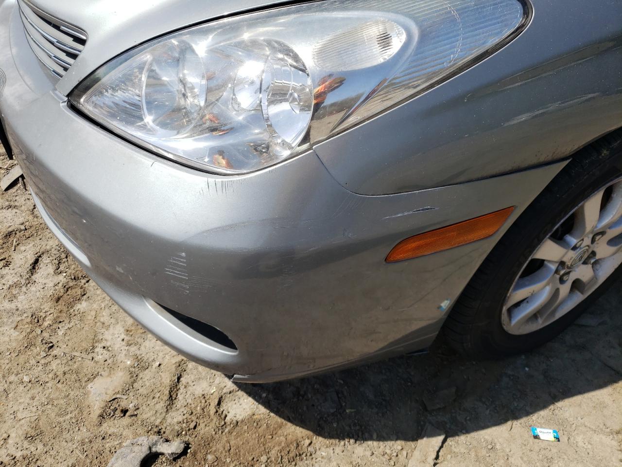 Photo 9 from auction – 2003 LEXUS ES 300 with VIN JTHBF30G730124890
