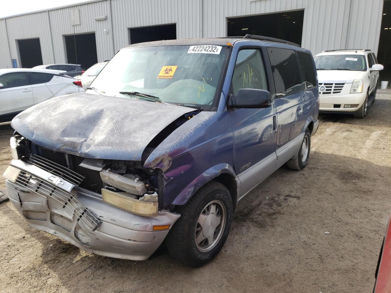 Photo 2 from auction – 1997 CHEVROLET ASTRO with VIN 1GNDM19W5VB123024