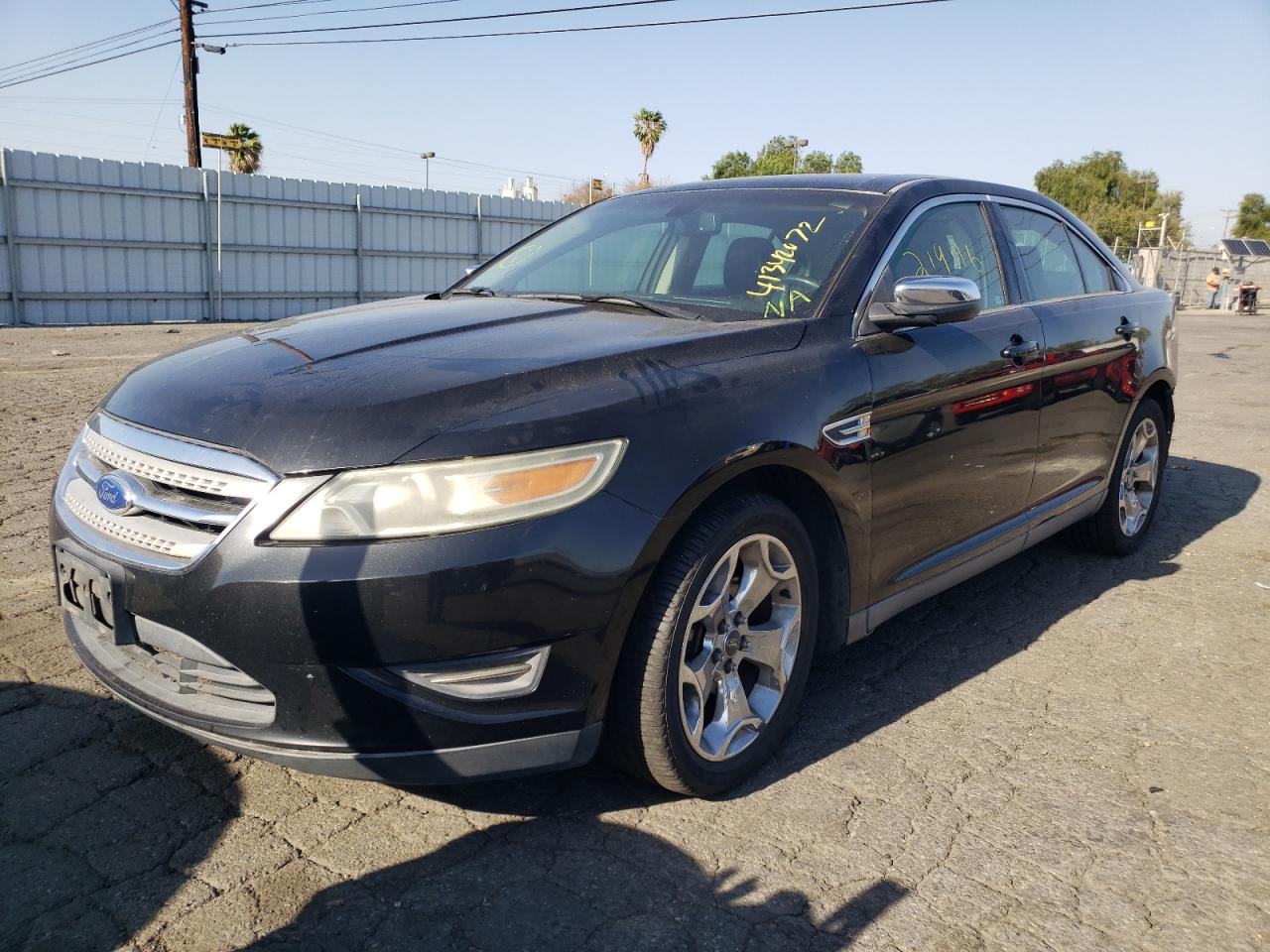 Photo 2 from auction – 2011 FORD TAURUS SEL with VIN 1FAHP2EW3BG177715