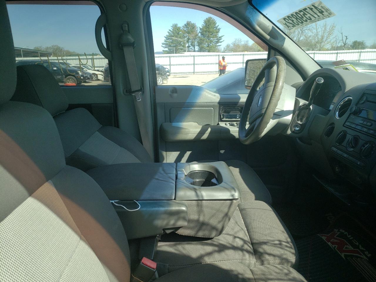 Photo 5 from auction – 2006 FORD F150 SUPER with VIN 1FTPW14586FB75336