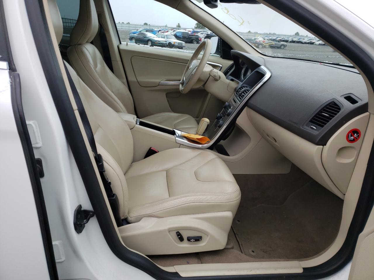 Photo 5 from auction – 2012 VOLVO XC60 3.2 with VIN YV4940DZ2C2290493