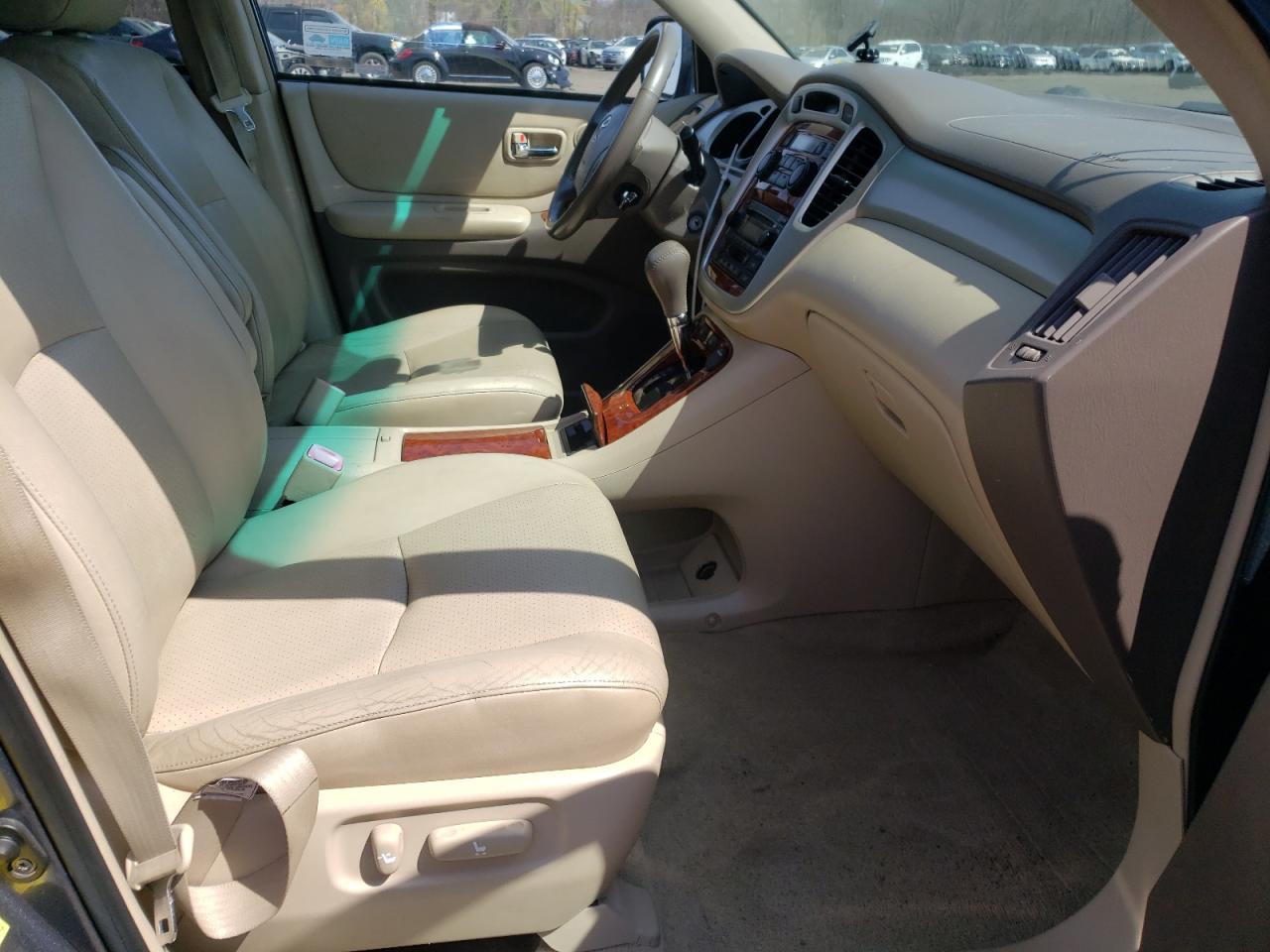 Photo 5 from auction – 2007 TOYOTA HIGHLANDER with VIN JTEEW21A770037317