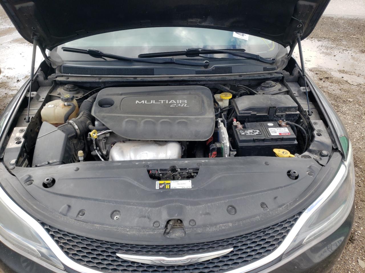 Photo 7 from auction – 2015 CHRYSLER 200 C with VIN 1C3CCCCB1FN544834