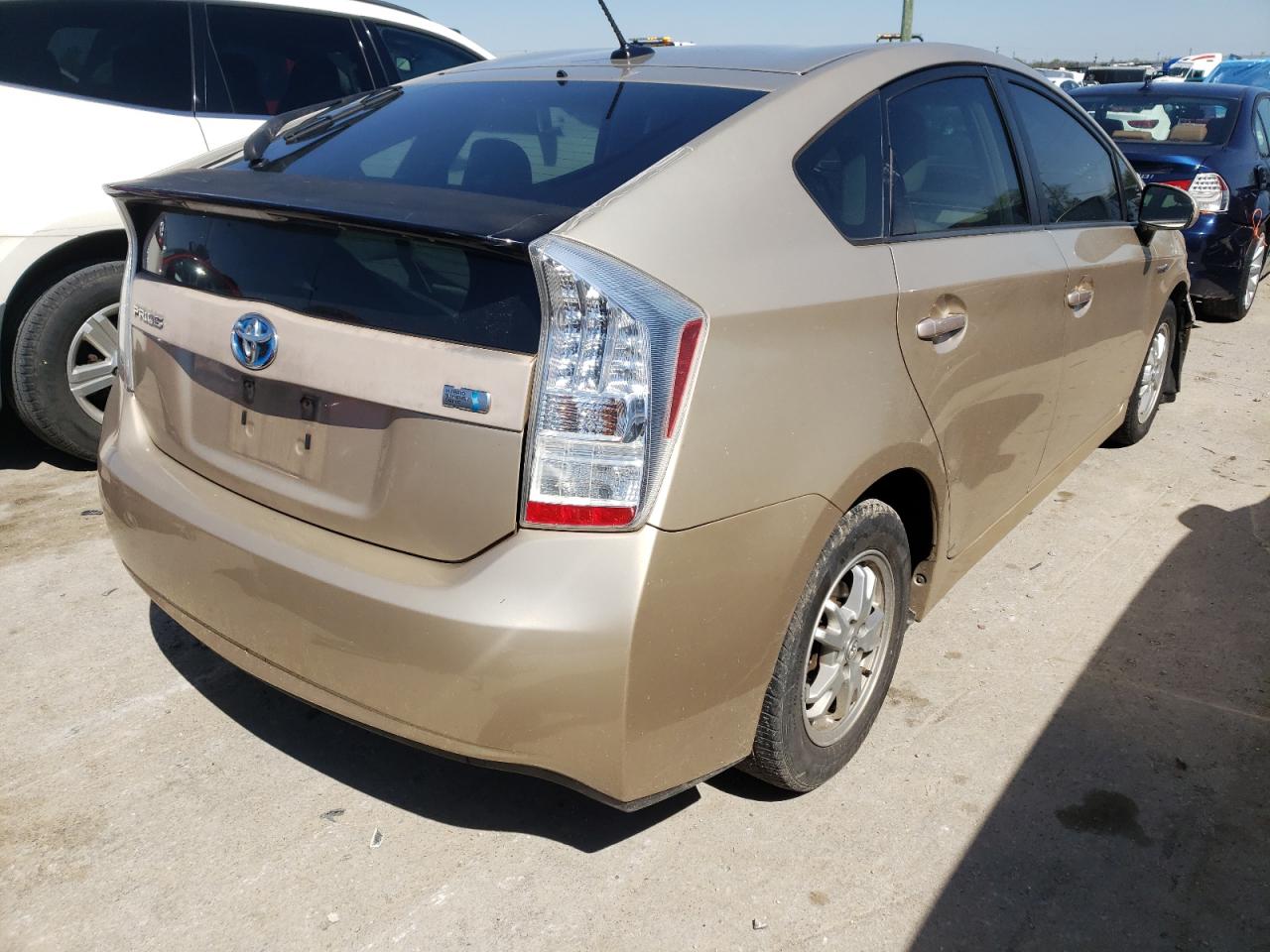 Photo 4 from auction – 2010 TOYOTA PRIUS with VIN JTDKN3DU6A1052513
