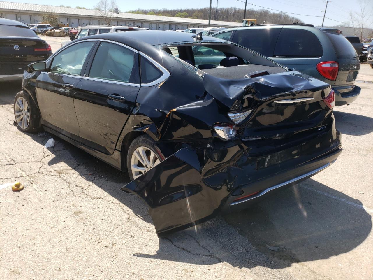 Photo 3 from auction – 2016 CHRYSLER 200 LIMITE with VIN 1C3CCCAB5GN144635