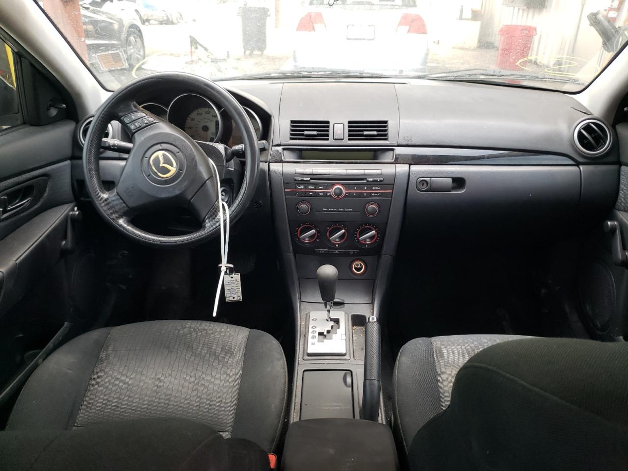 Photo 9 from auction – 2008 MAZDA 3 I with VIN JM1BK12FX81113860