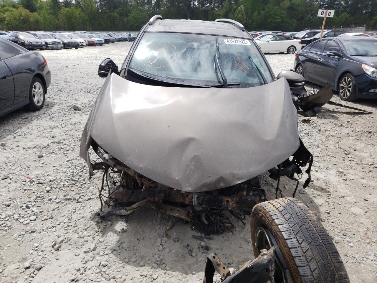 Photo 7 from auction – 2015 TOYOTA RAV4 XLE with VIN 2T3WFREV2FW220360